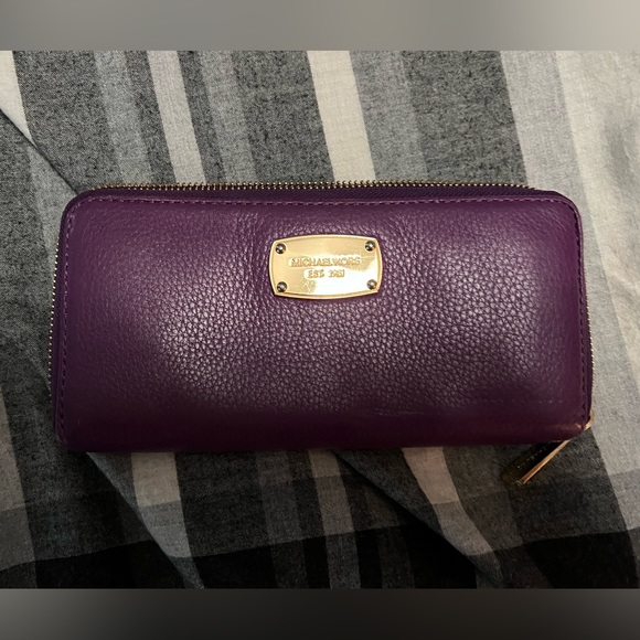 Michael Kors Handbags - Purple Michael Kors wallet